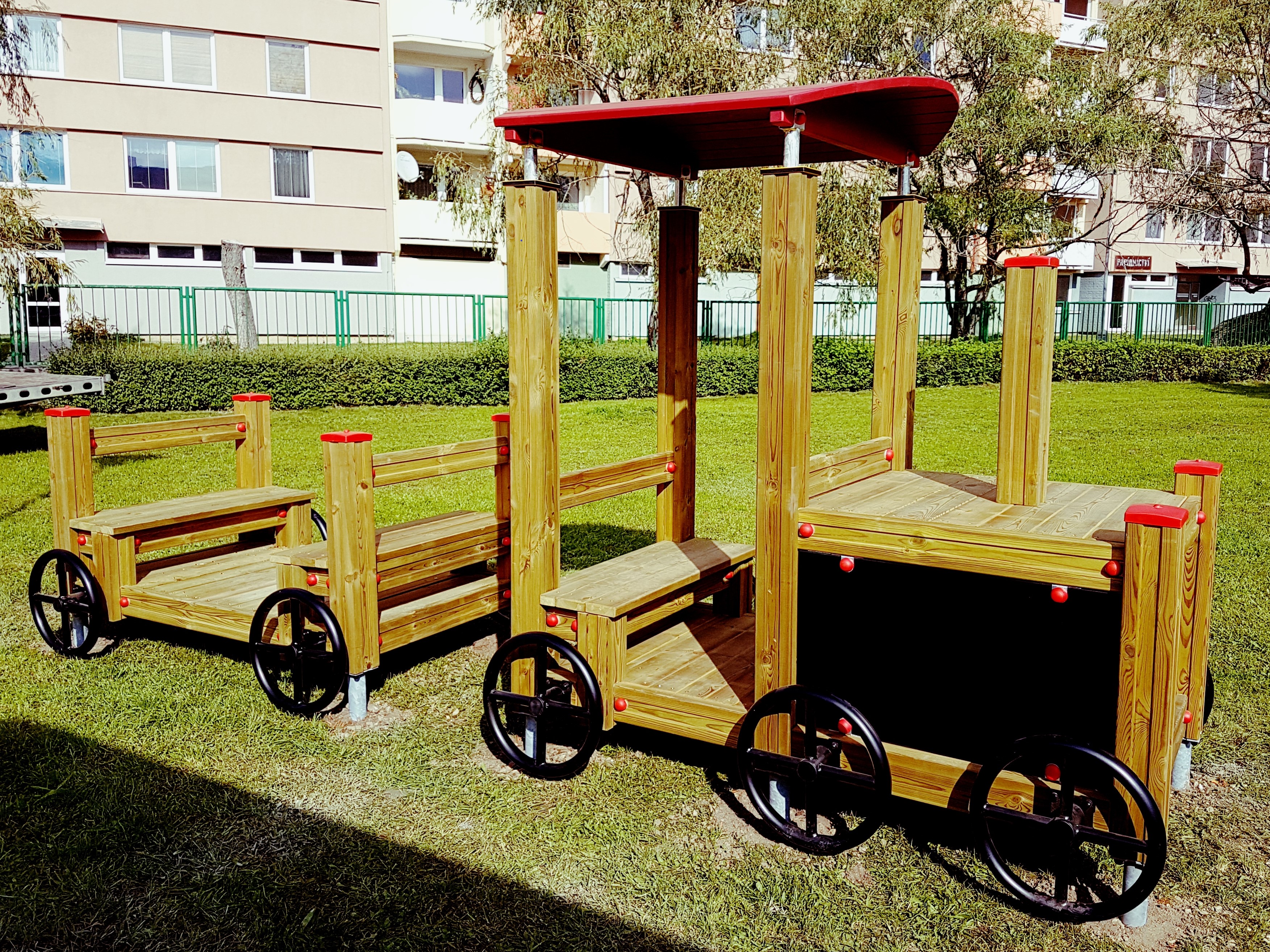 Zahradní vláček SHORT  DP 022