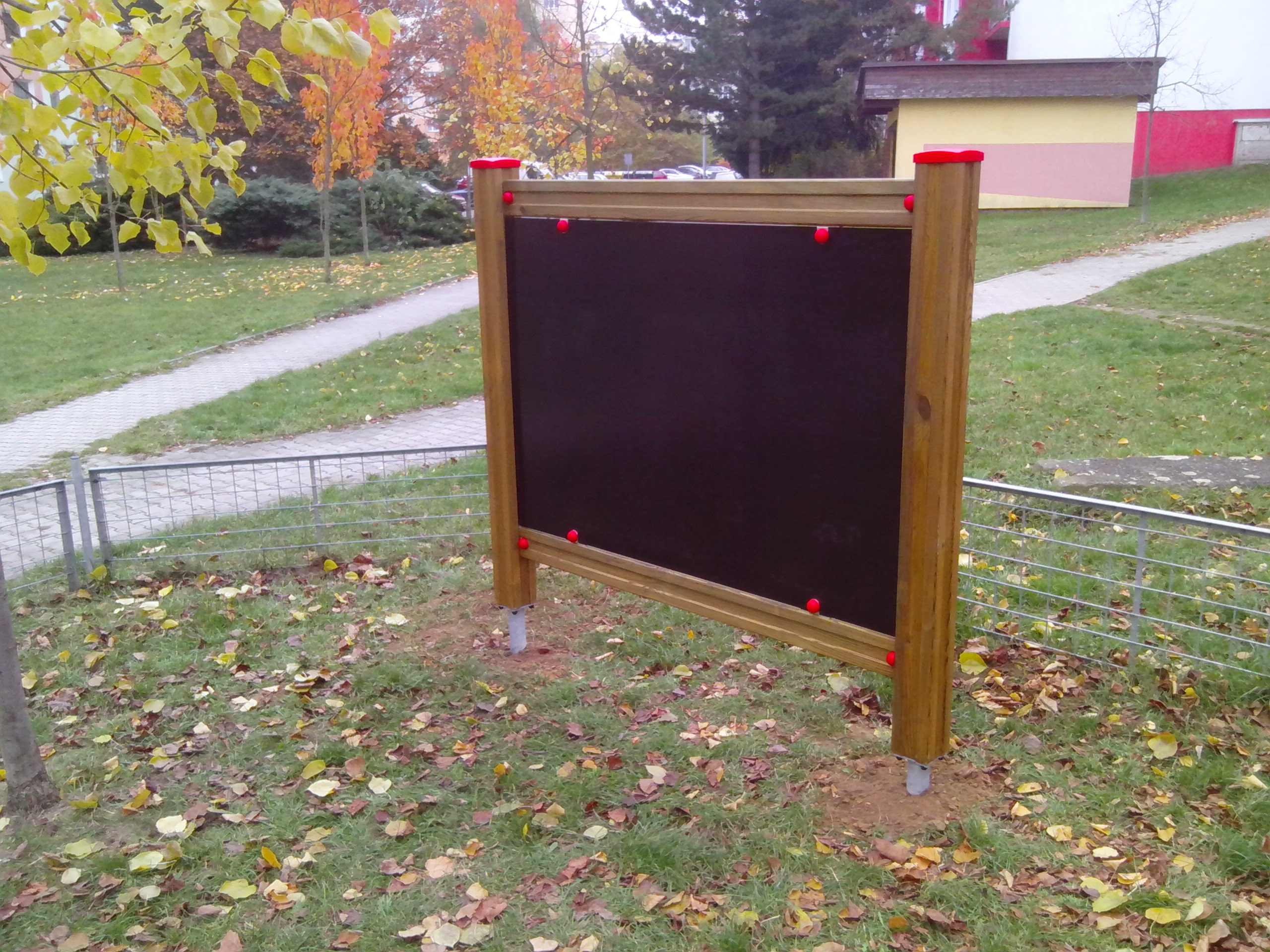 Školní tabule na zahradu DP 031