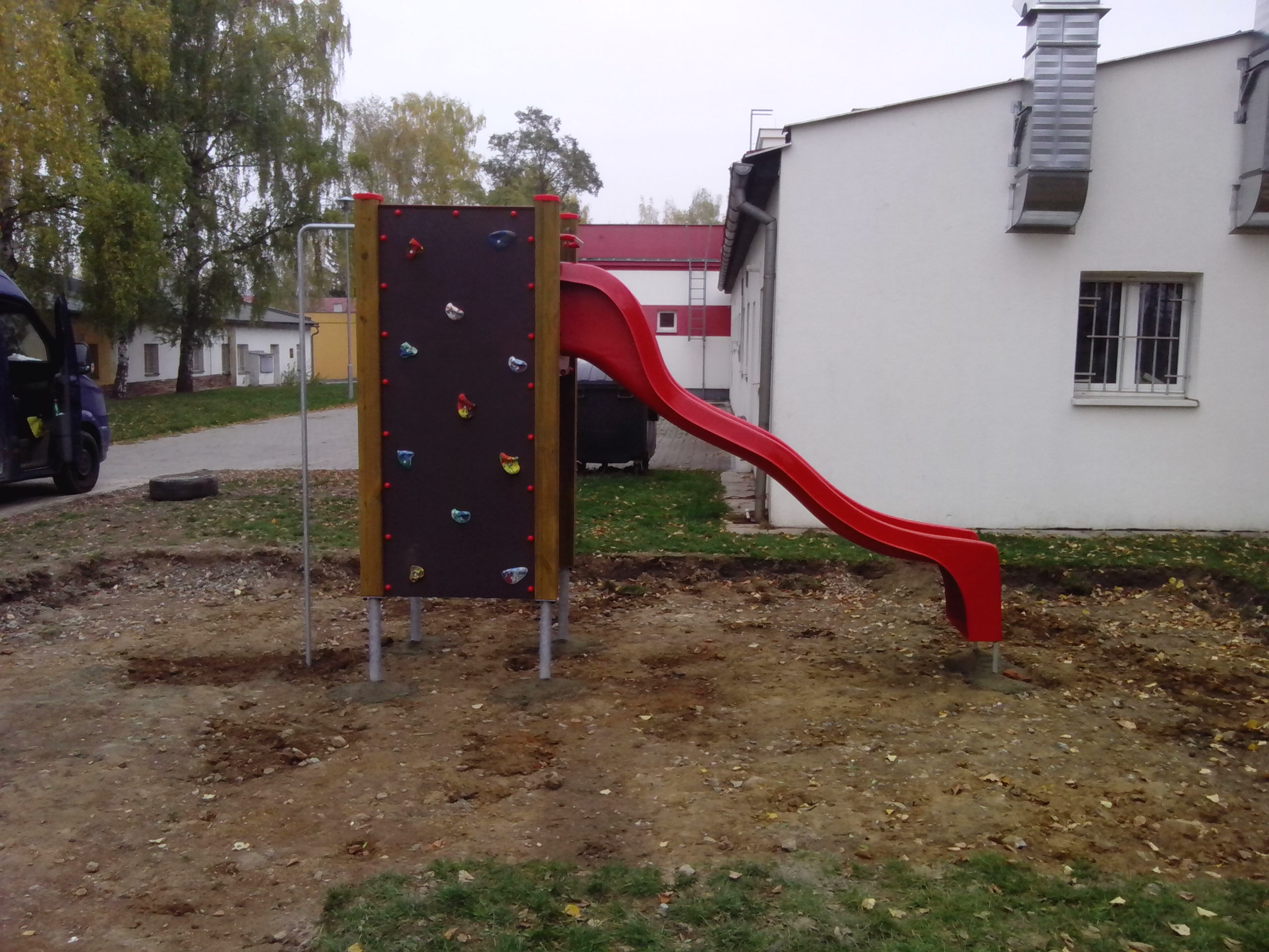 Věž se skluzavkou V1_D0_SBP