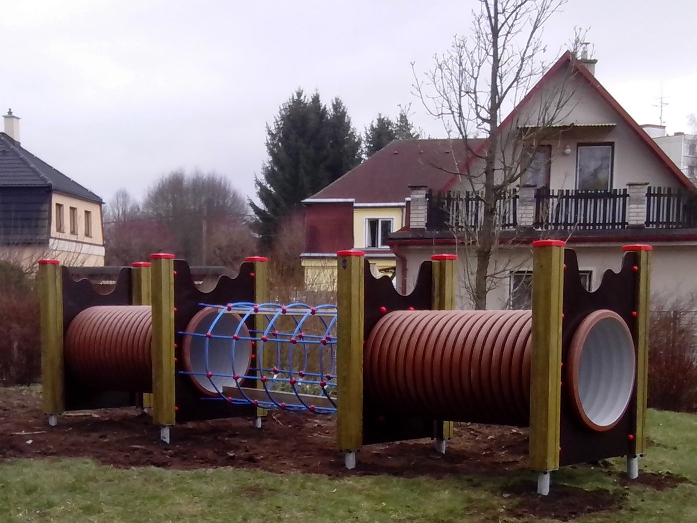 Prolézačka TUNEL Trio LP 017