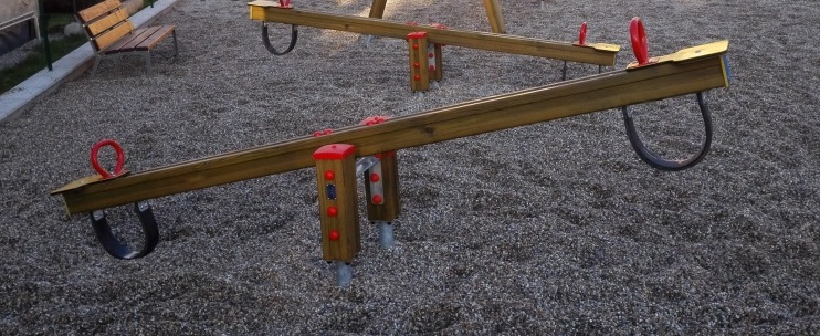 Vahadlová houpačka 3m   HV 001