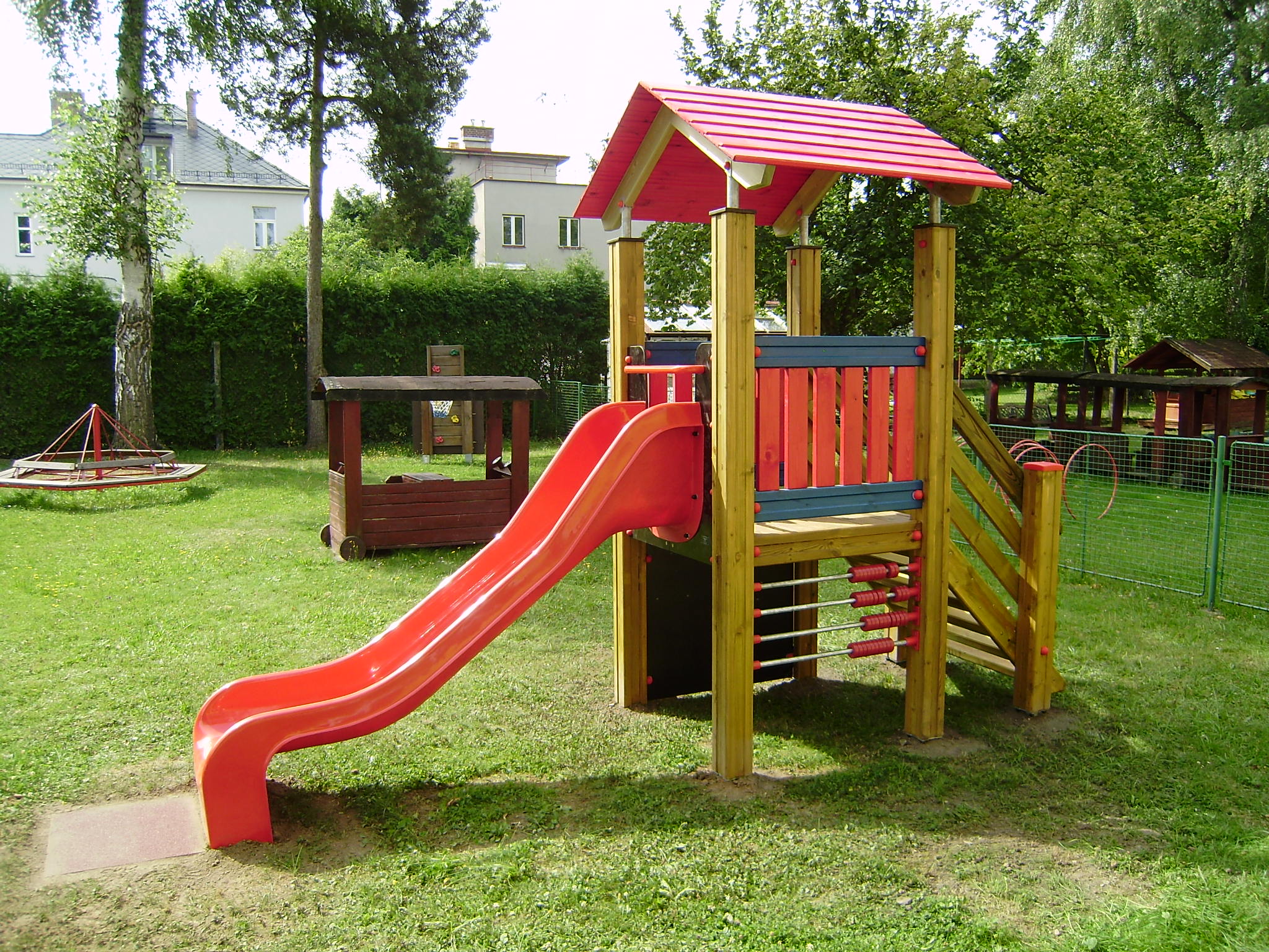 Věž se skluzavkou V1_A0_SBP 1 metr
