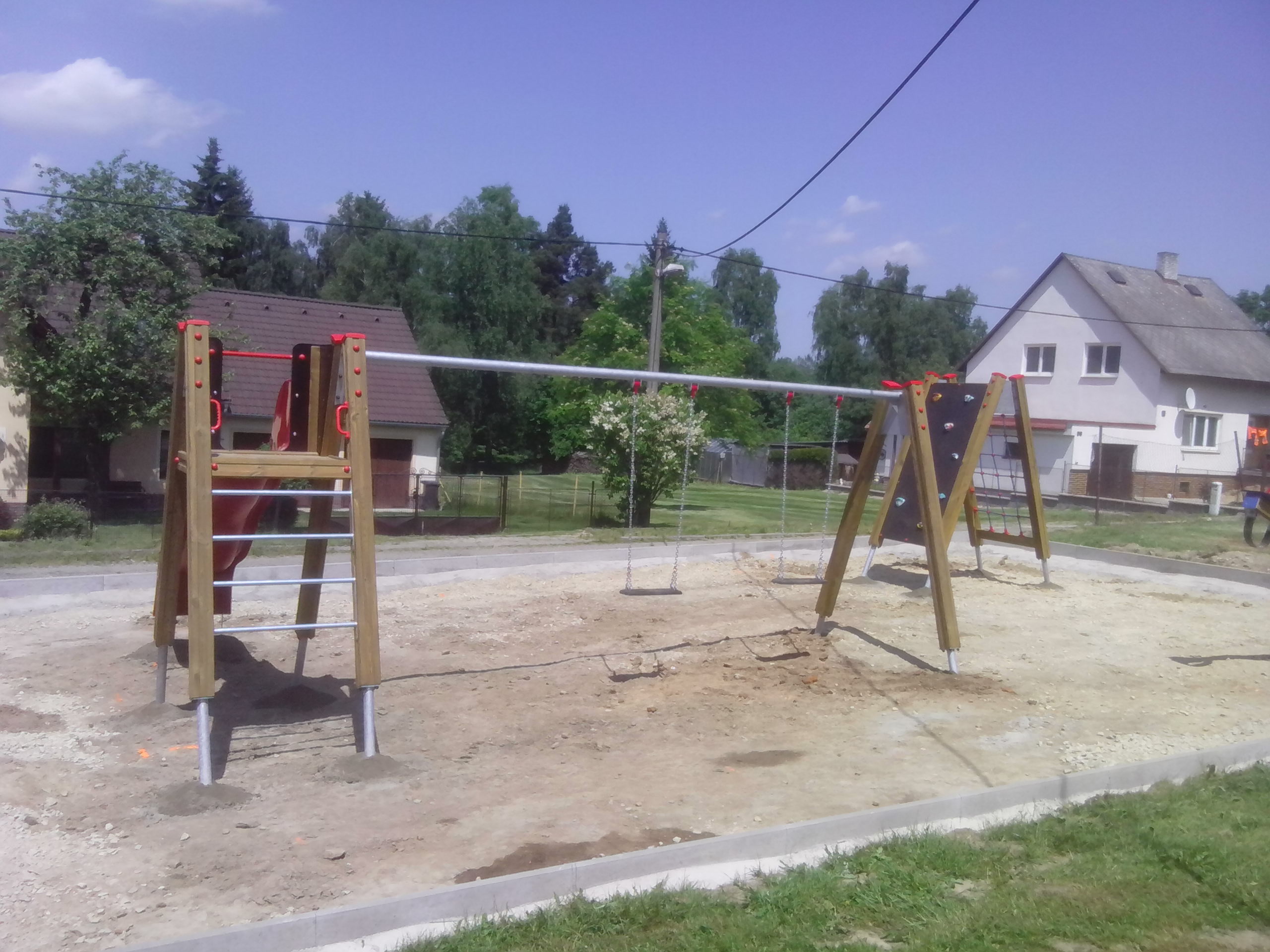 Závěsná houpačka DUO se skluzavkou  HZ 020