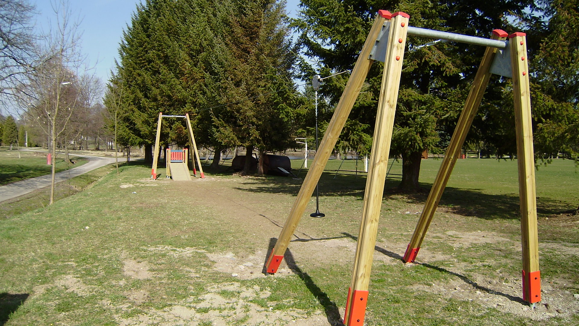 Lanovka Poma UNO s plošinou  L 003