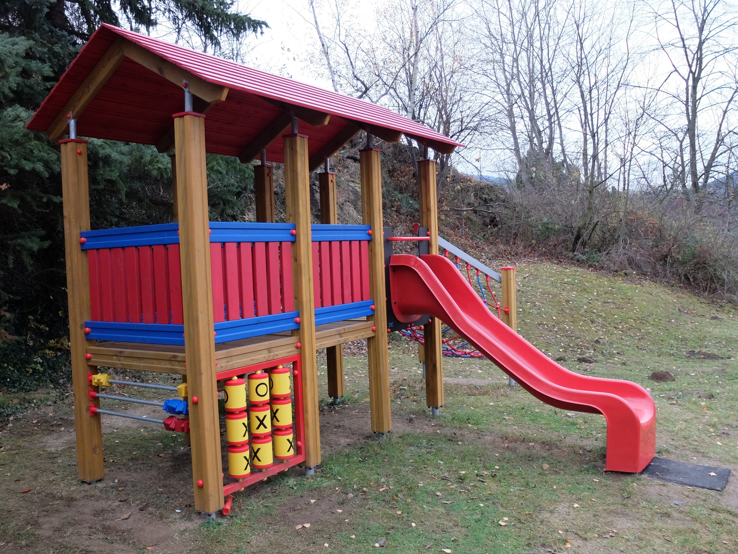 Prolézačka s lanovým můstkem  PP 008