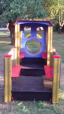 Zahradní mašinka s vagónkem II.  DP 060