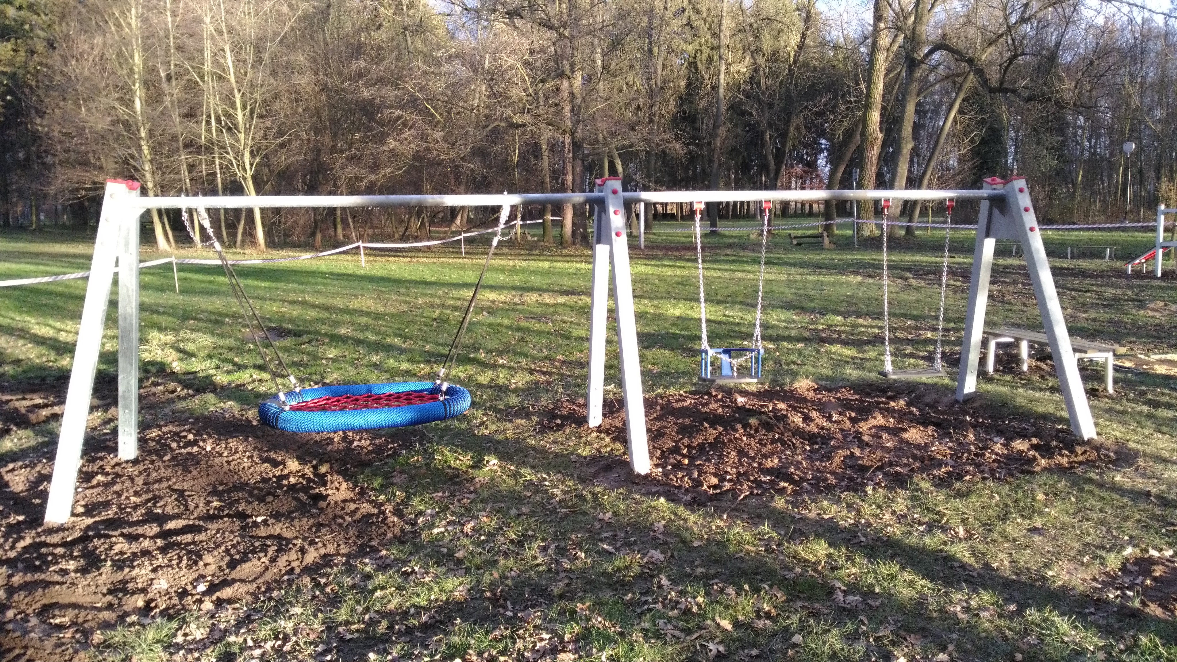 Závěsná houpačka DUO s Hnízdem  HZ 011